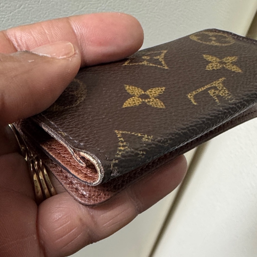 Louis Vuitton Monogram Canvas Key Pouch in Brown with Gold Snap - Picture 16 of 16
